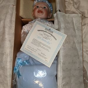 ASHTON-DRAKE "LI'L BUTTERFLY